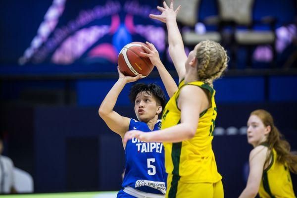 宋瑞蓁狂砍25分無用！中華U18女籃不敵澳洲…「無緣冠軍」明爭第三