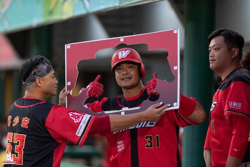好多同時代隊友退休...林智勝心情複雜　祝福潘武雄
