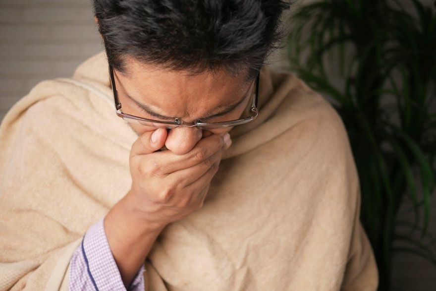 你還是天選之人嗎？醫提醒3件事　防疫鬆懈首次確診比例快速增加中