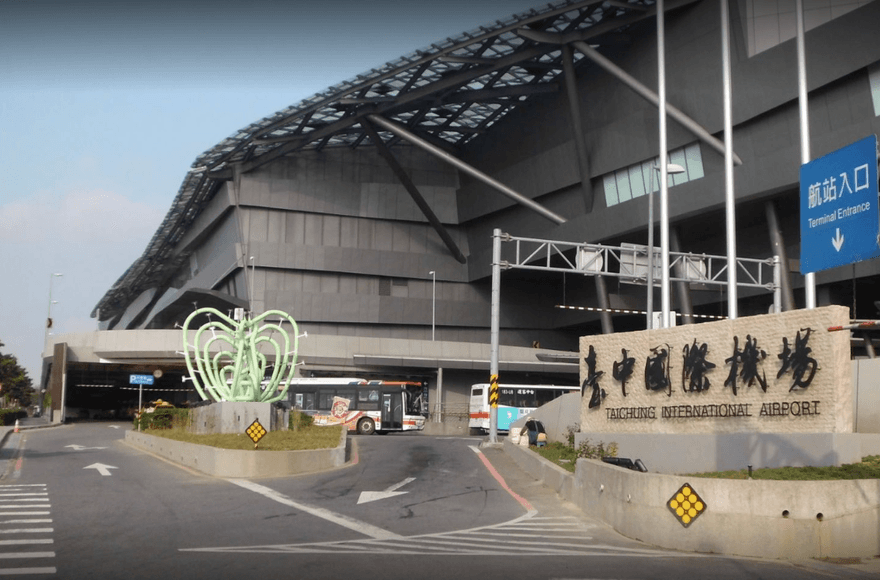 快訊／台中機場爆火災！燈光系統全失效　暫停起降2小時