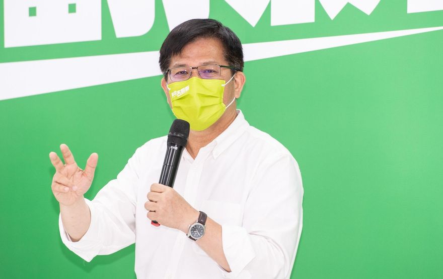 快訊／真的芭比Q了！林佳龍又口誤　八里地標十三行博物館變成「十四行」