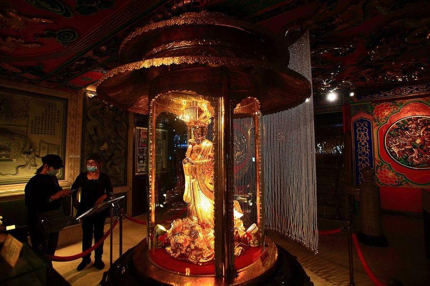 大甲鎮瀾宮「金媽祖」被質疑非純金打造？顏清標：經得起考驗
