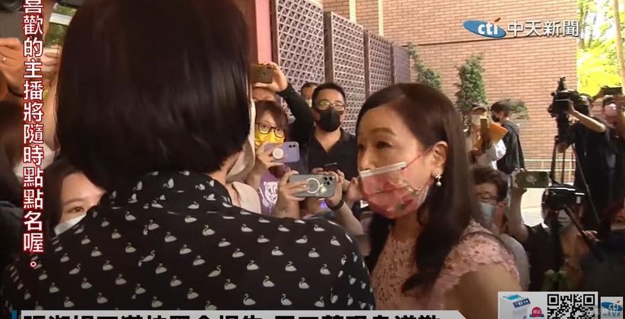 快訊／王鴻薇周玉蔻開戰！兩人北檢直接大撕逼