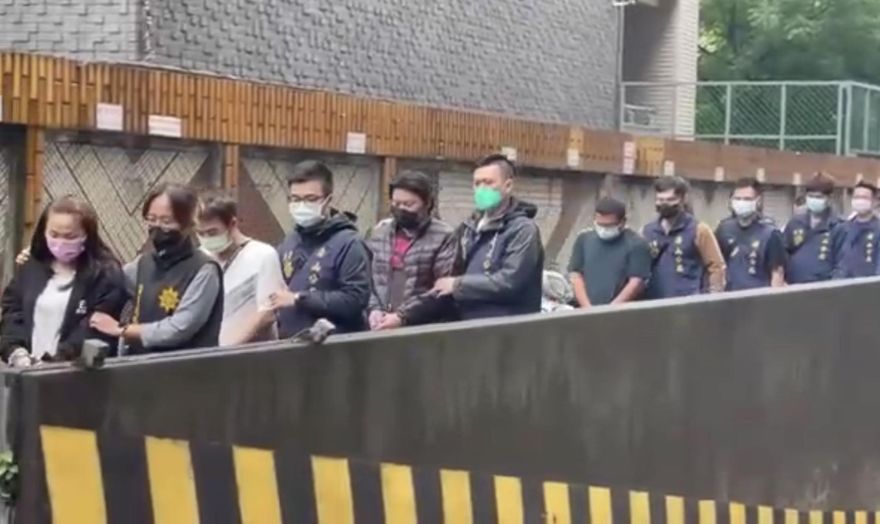 詐騙集團假冒帥哥美女騙投資　教人頭帳戶誆警虛擬貨幣交易避查緝