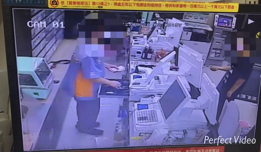 男子缺錢深夜持刀搶超商　得手千餘元10分鐘後遭逮
