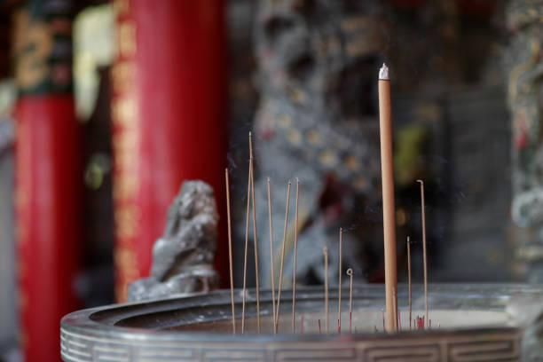 祖先怒了？2兒癌末、女兒嫁不出去　江柏樂揭真相：入贅卻不祭拜