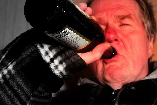 喝酒臉紅「代謝差」　相較這些人更容易食道癌！