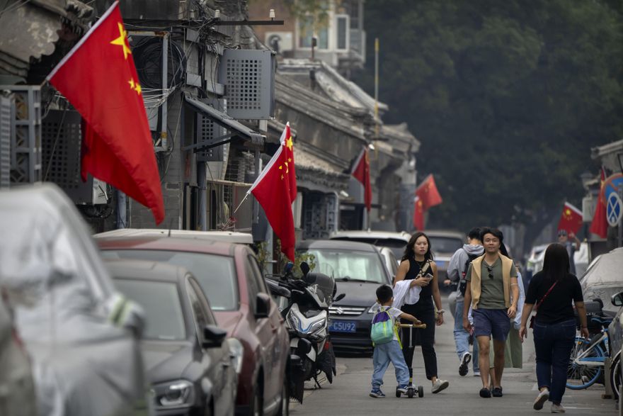 微博熱搜「二陽」！大陸疑似新冠疫情復燃　北京染疫數超越流感重返第一