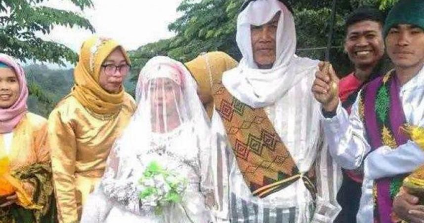 相差60歲！嫩妹交往3年嫁退休老農…甜蜜喊：都是彼此的初戀