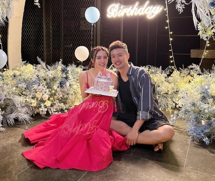 快訊/吳亞馨結婚了！3年前自拍「窗邊驚見半裸男」大方認愛　男友背景遭起底