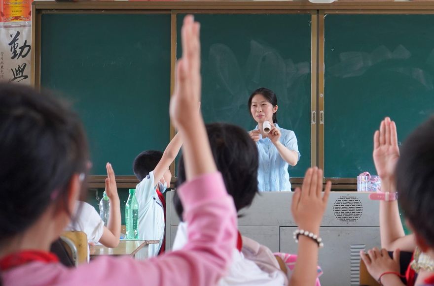 老師不能叫外賣？連開車上班也有事　她一學期慘遭家長投訴10多次