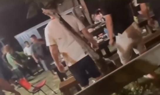 大鬧蘭嶼下秒出事！他亮刀氣喊：年輕人出來　近百人圍民宿尋仇…激戰影片曝