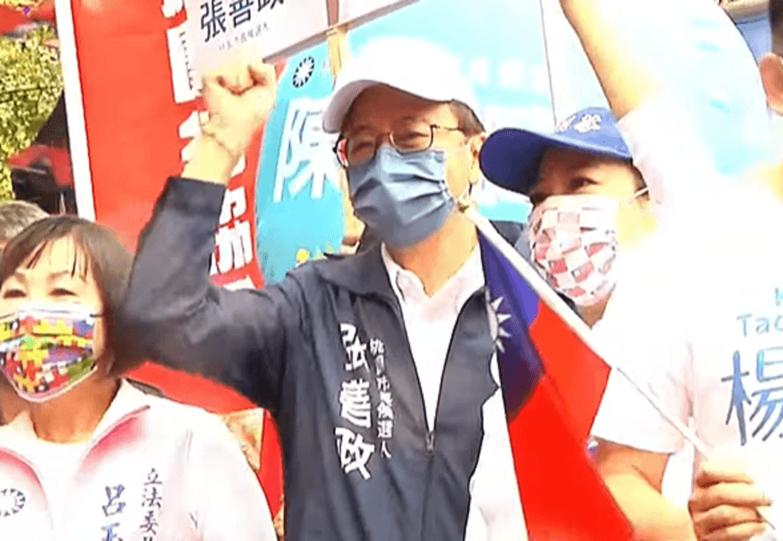 鄭運鵬喊明年主持桃園元旦升旗！張善政神回「很樂意邀請他」　網嗨翻：很嘴，我喜歡
