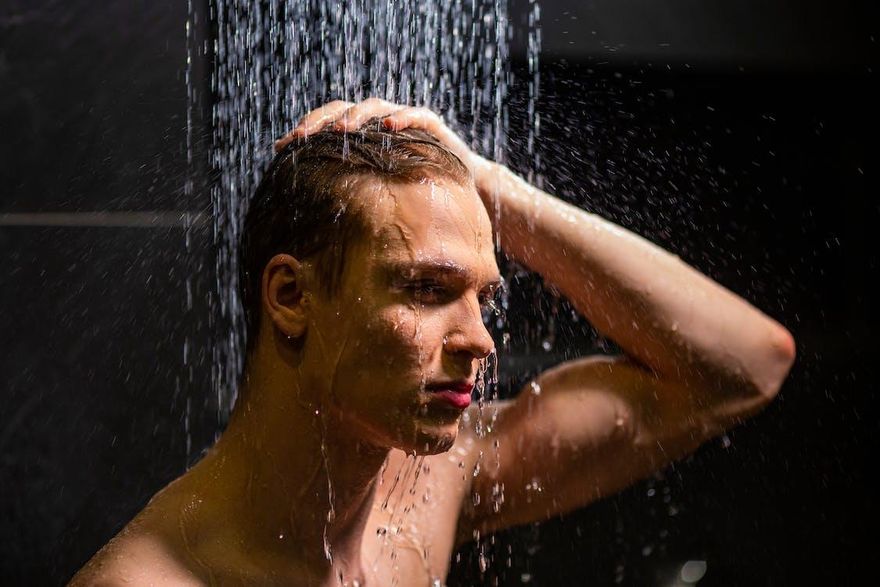 秋冬洗個熱水澡突暈眩恐「一氧化碳」中毒！