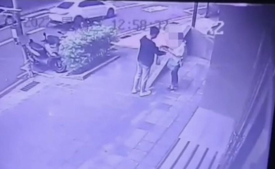 「假檢警」詐騙面交得手87萬　警破門嫌犯全裸躲廁所