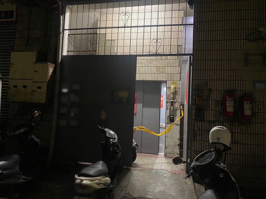 快訊/新北市新莊出租套房傳喋血！59歲男疑刀傷送醫　原來喝太醉自摔