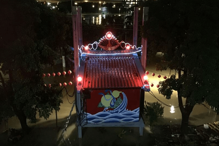 尼莎豪雨炸士林！天德宮「罕見升空」避淹水