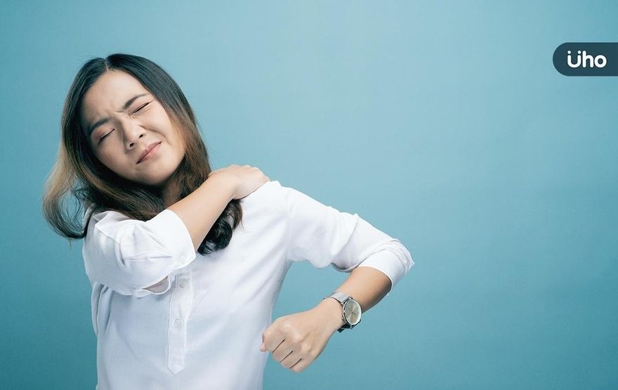 做家事、抱小孩、提重物讓你累了嗎？　小心「肩肌撕裂」！