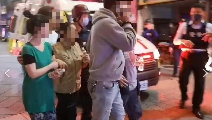 還原槍戰全程！邱姓槍手全程共開25槍共傷4人　對遭挾持女人質說：「我會自行了結」