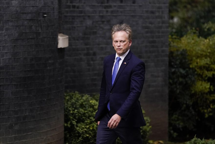「20世紀以來」英國最短命大臣！內政大臣、財相任職短短40天統統換血
