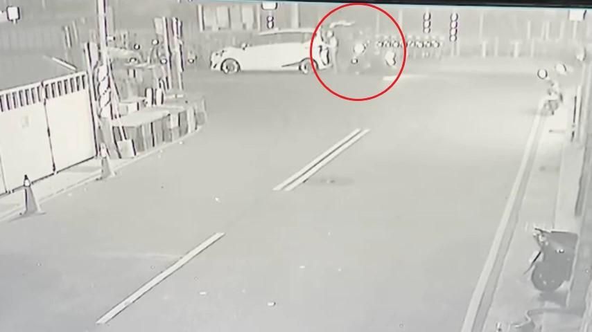 財不露白！亮槍打劫女子…警旅館外守株待兔逮人