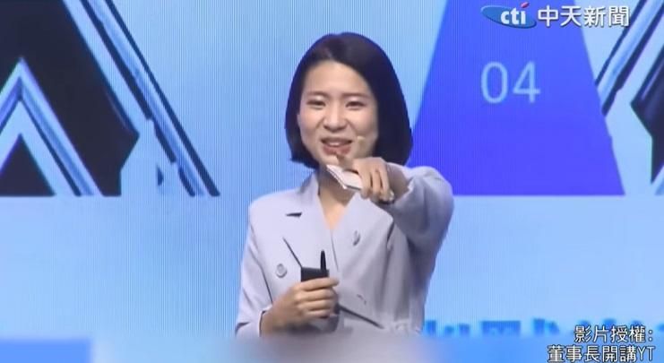 影/徐巧芯金句連發！自喻「蜜獾」：生死看淡不服就X　網狂讚國民黨的希望