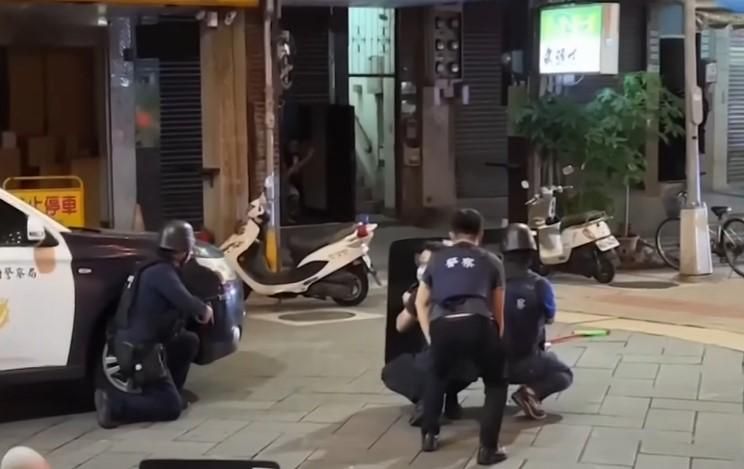 萬華槍擊案內幕曝光！萬國幫槍手「傷老大後自轟」　竟扯數10億都更利益