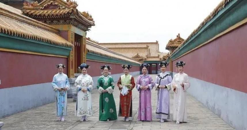 參見皇上！16大媽包劇組翻拍《甄嬛傳》　「3天2夜」費用曝光