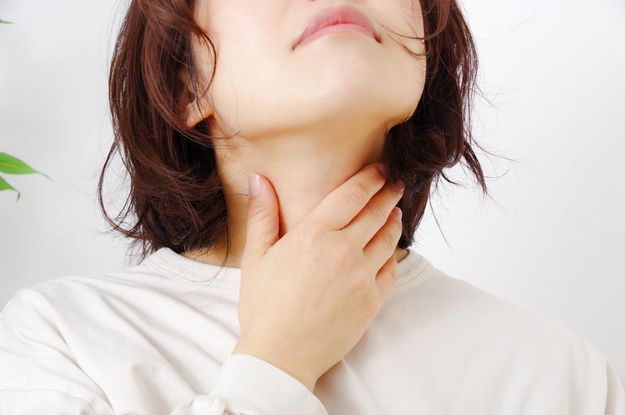 壓力大脖子不明凸出物！醫：這4種狀況需開刀