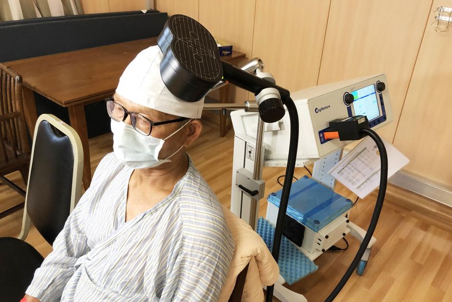 腦疾病新救星！「經顱磁刺激」治療　助腦中風病人復健更有力
