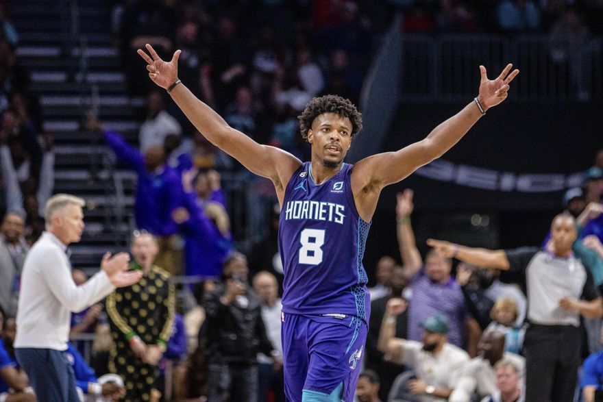 影/差點轉戰NFL！NBA最強打工仔是他　今又率隊擊敗衛冕軍勇士