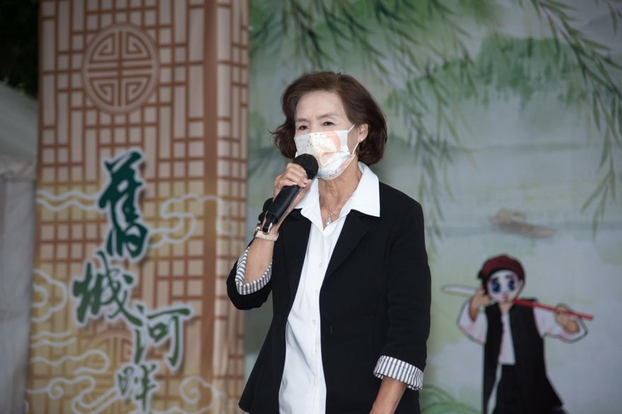 林姿妙出庭護清白　民進黨大動作攻擊：操弄民粹、踐踏司法