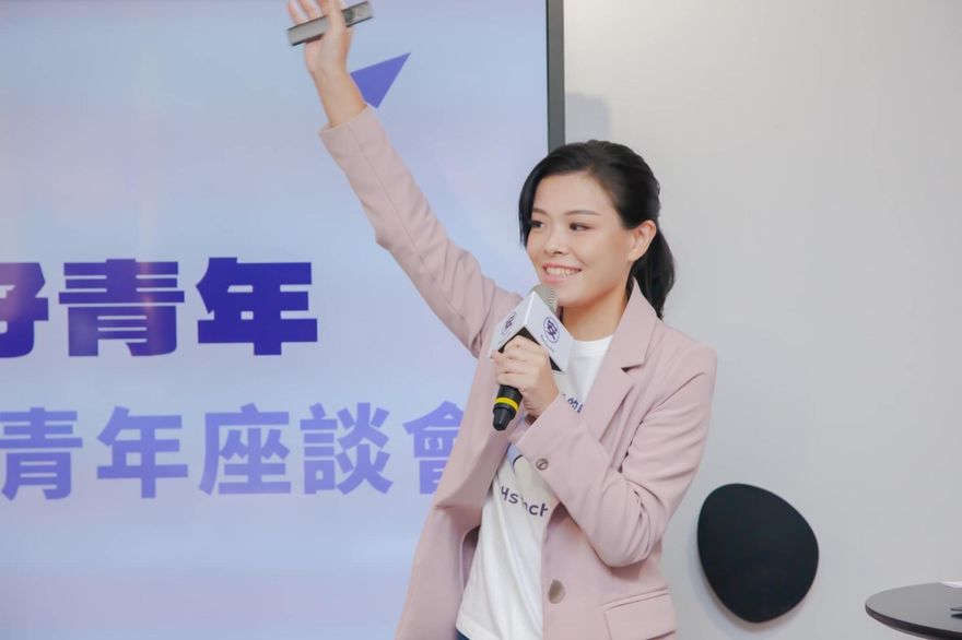 再遭周玉蔻追殺！爆料男友「捐60萬給民眾黨」是五鬼搬運！　高虹安競辦反擊了