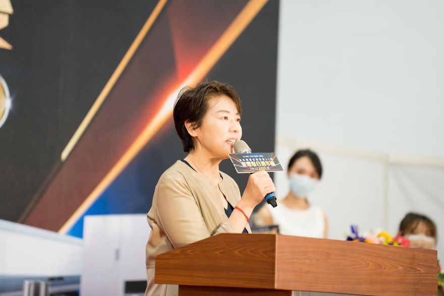 藍綠回流民調變第3？黃珊珊一句話回應