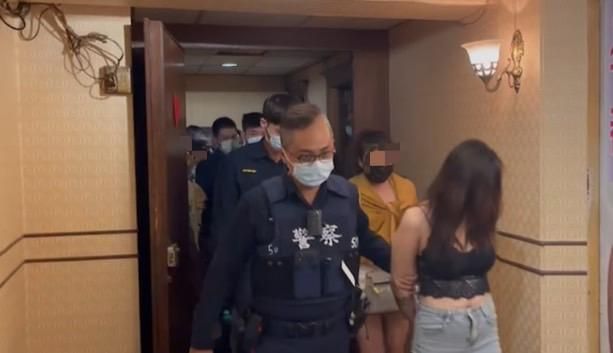 高雄警抄選妃應召站！3尋歡客還來不及連結就被逮