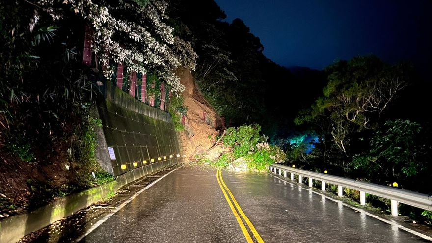 快訊/北宜坪林段42.2公里處坍方　目前雙向無法通車