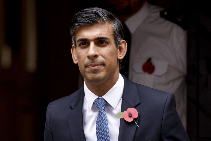 新首相壓不住物價與民怨齊飛　英國皇家護理學院護理師考慮罷工