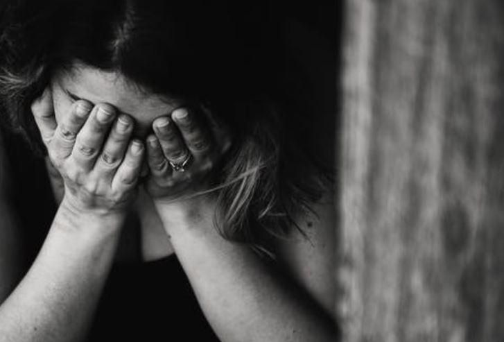 渣男不滿被分手！用裸照威脅侵犯前女友…下場出爐