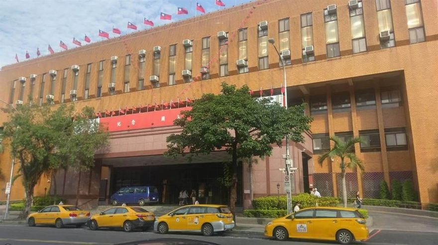 愛相隨！女友掩護他被法辦　毒蟲北檢探視「自投羅網」遭逮