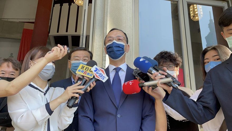 鄭文燦台大碩士被拔　朱立倫：蠻丟臉「蔡英文該道歉」