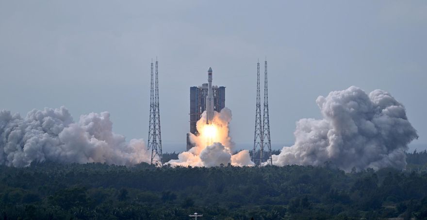 「太空快遞」發貨！陸天舟5號發射升空　首次實施2小時快速交會對接