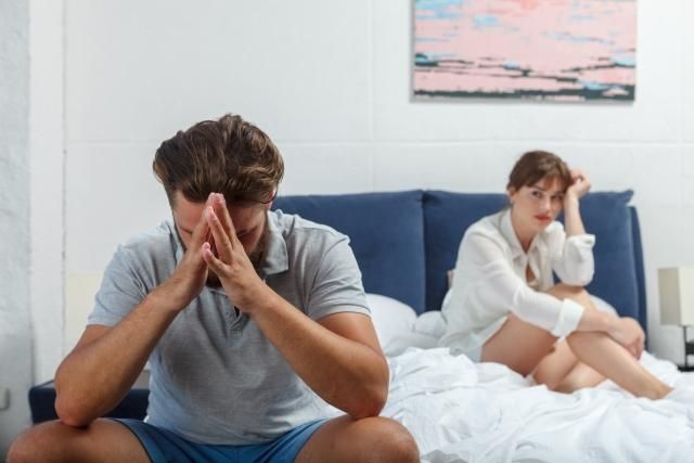 40歲台男4成「不夠硬」！《2022性生活滿意度調查》：一半人「不性福」想分手！