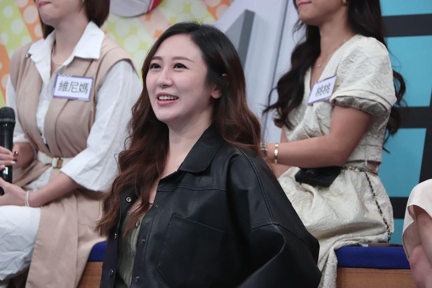 女星好友遇恐怖保母！洗完鍋碗「直接放小孩在流理台洗澡」　她卸貨前受驚：還是自己帶