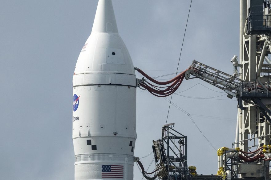 【影】NASA重返月球新計劃　阿提米絲太空船順利升空