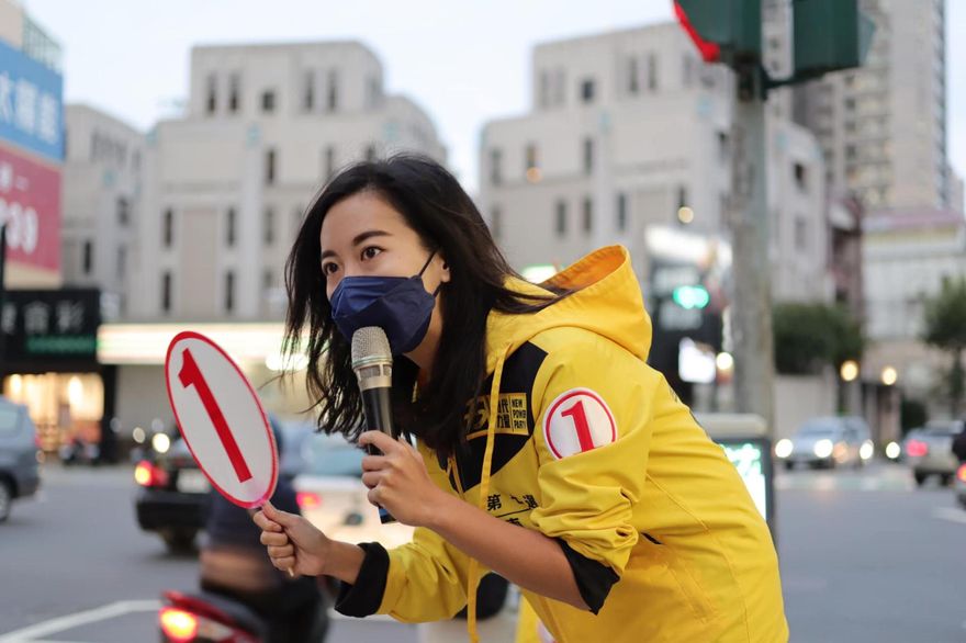 「私密影像」遭外流！　時力美女議員候選人報案：不會被擊倒