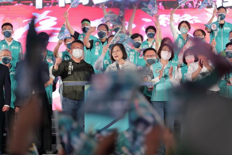 蔡英文「選戰這舉動」引發民怨？游盈隆直呼「莫名其妙」痛批：荒腔走板