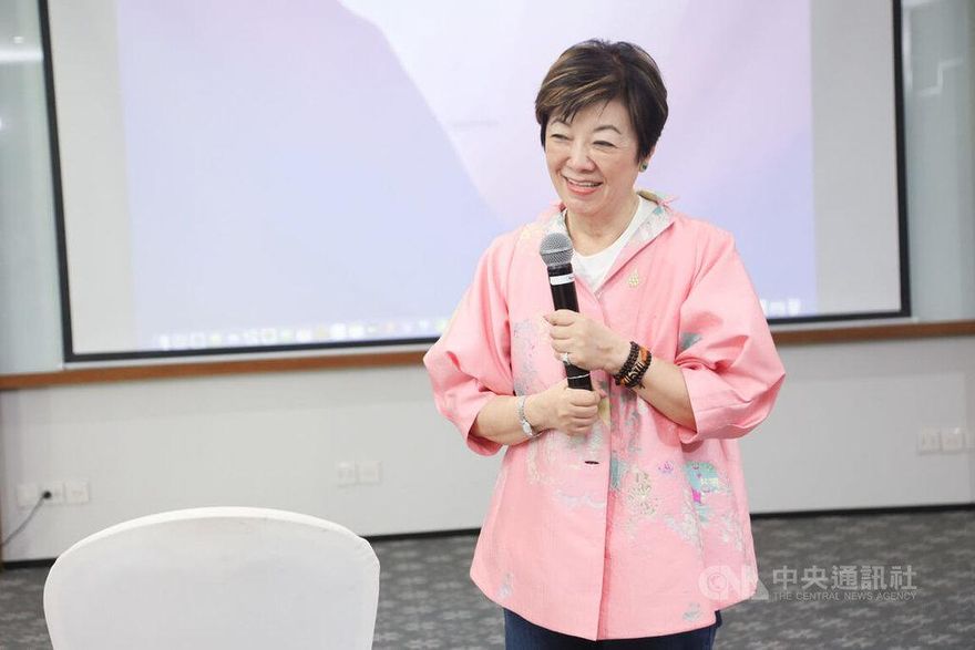 張忠謀夫人張淑芬80歲仍保養得宜！不喜歡運動仍養成運動習慣