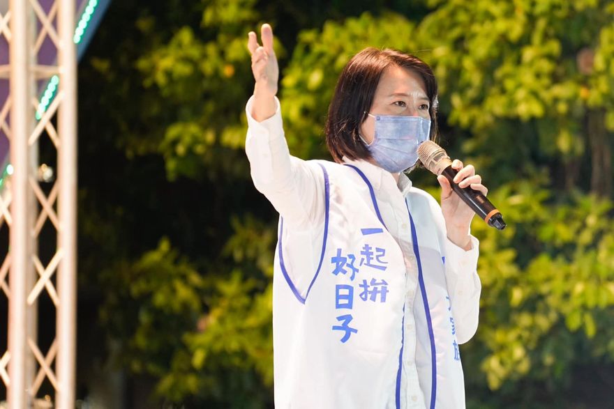 王鴻薇列陳明通400萬捐款「4疑點」　怒嗆：有種就告我！