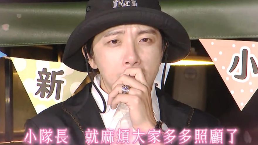 柯佳嬿驚喜「現身」玩很大！坤達聽愛妻應援「秒摀嘴泛淚」　認「很久沒見面」感動告白：我愛妳