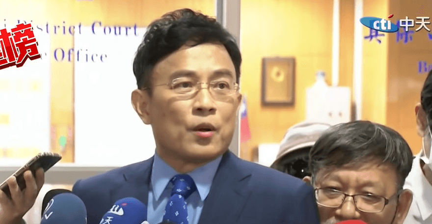 影/逆轉勝！蔡英文論文門爆重大進展　彭文正振奮：「有人」要吃牢飯了
